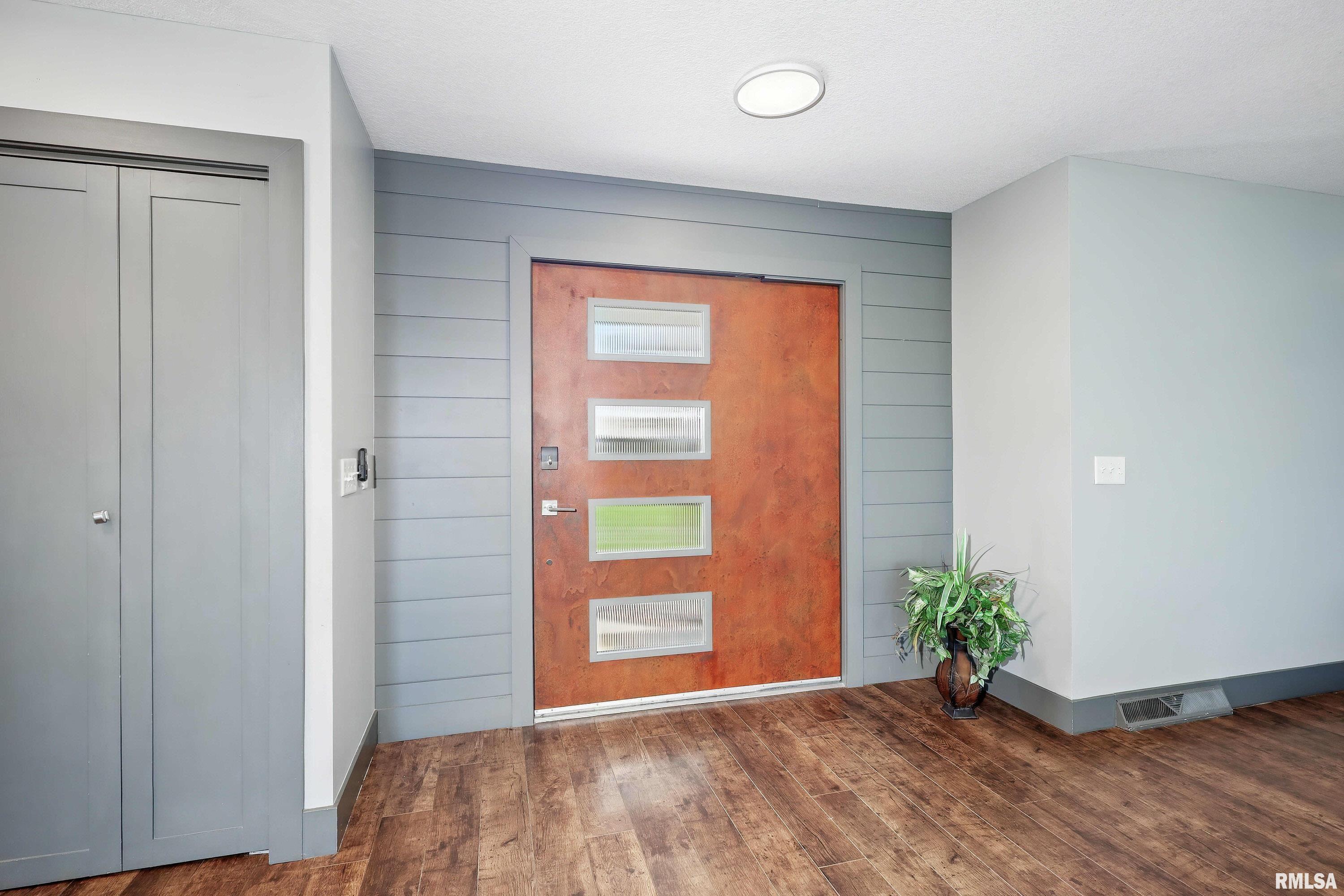 20874 270th Street Eldridge, IA 52748 - Photo 30 of 68