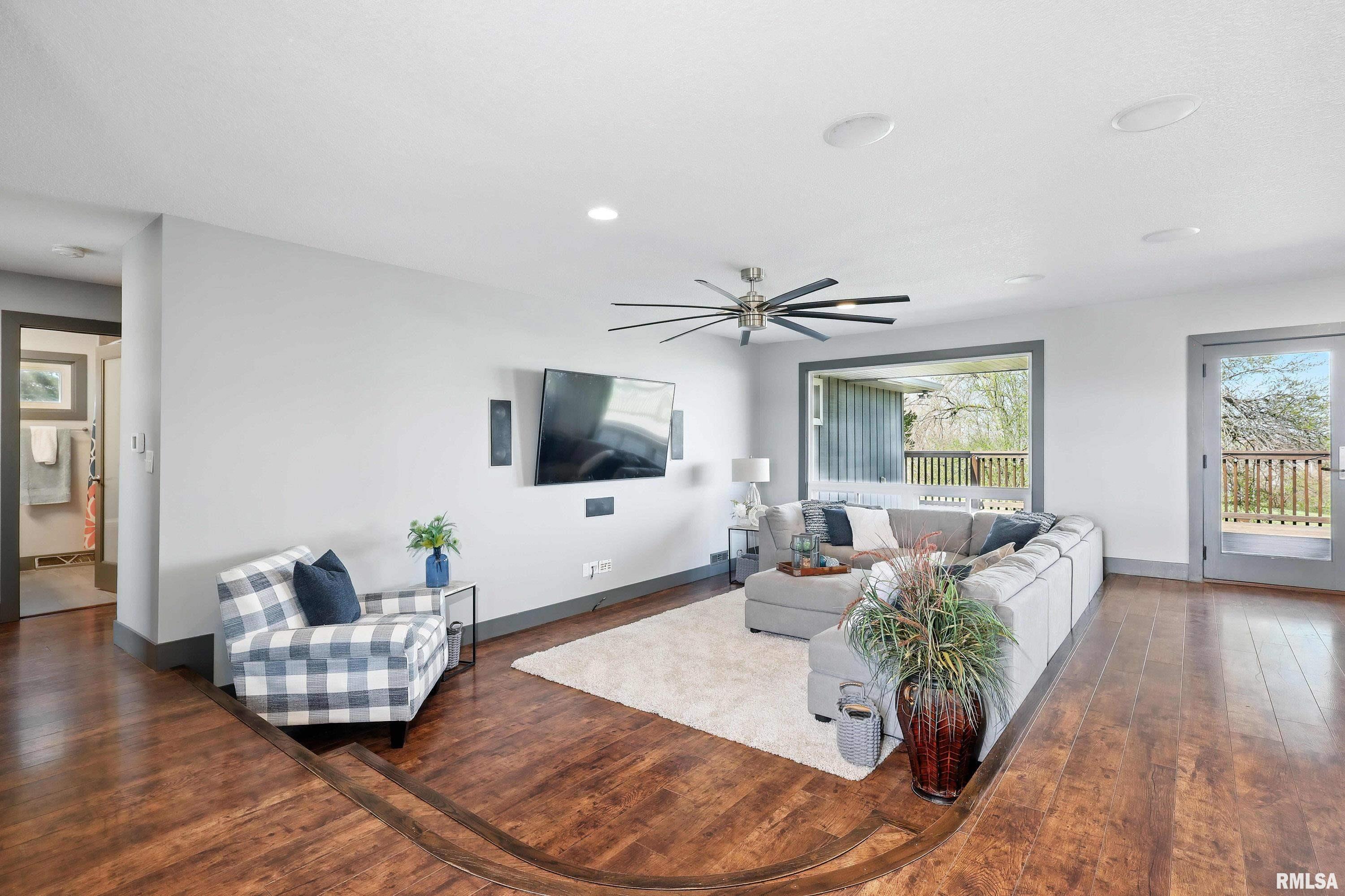 20874 270th Street Eldridge, IA 52748 - Photo 32 of 68