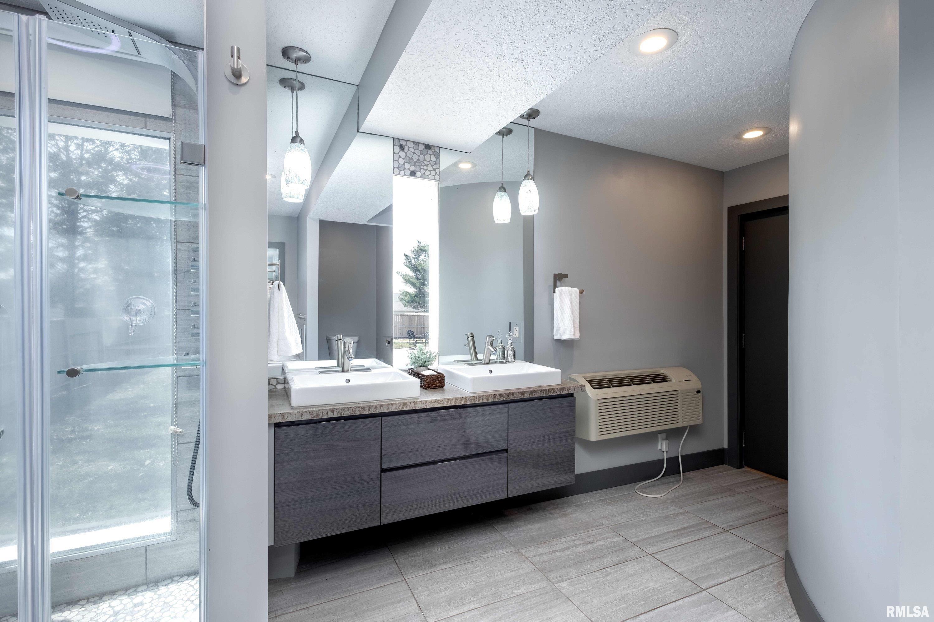 20874 270th Street Eldridge, IA 52748 - Photo 47 of 68