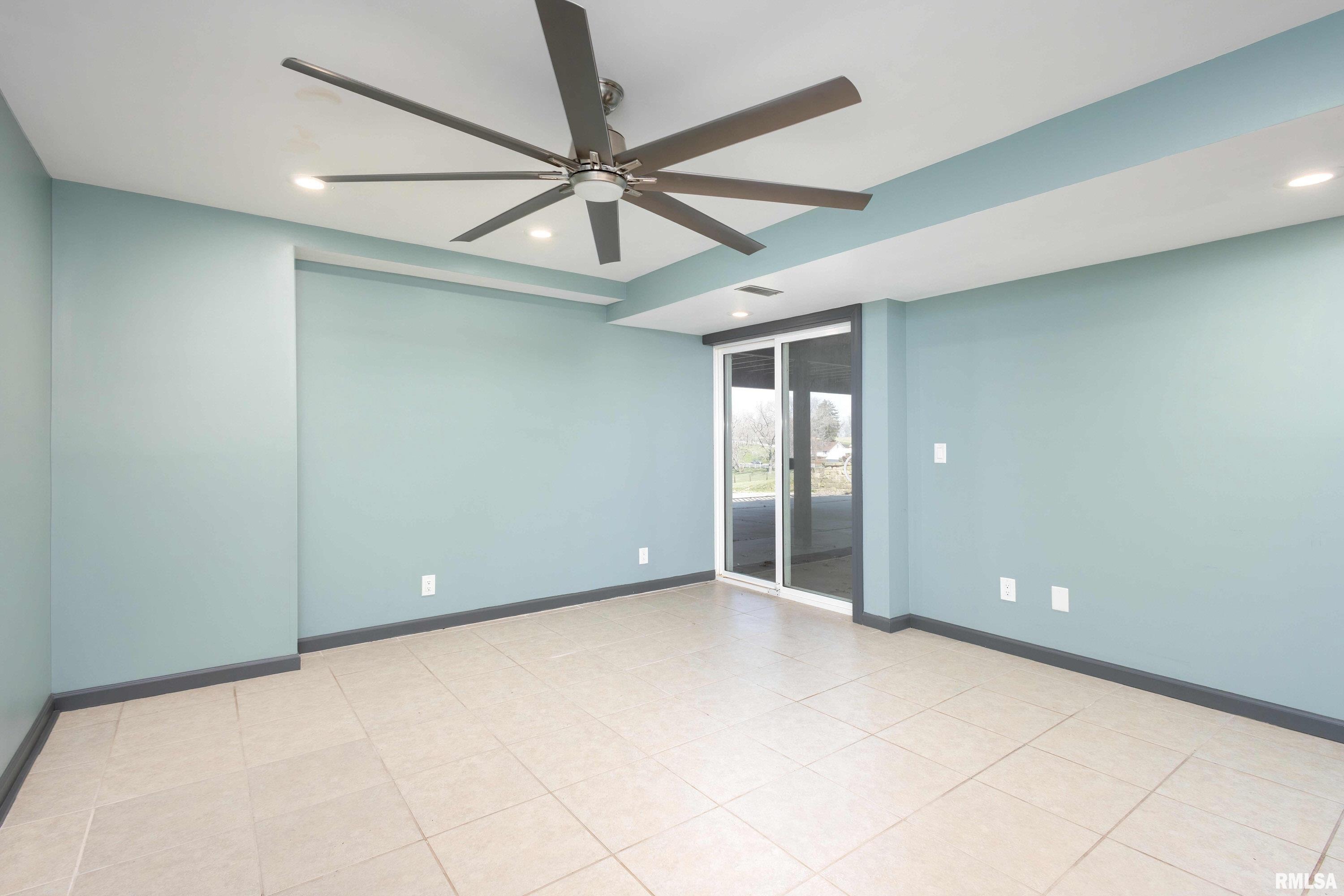 20874 270th Street Eldridge, IA 52748 - Photo 63 of 68