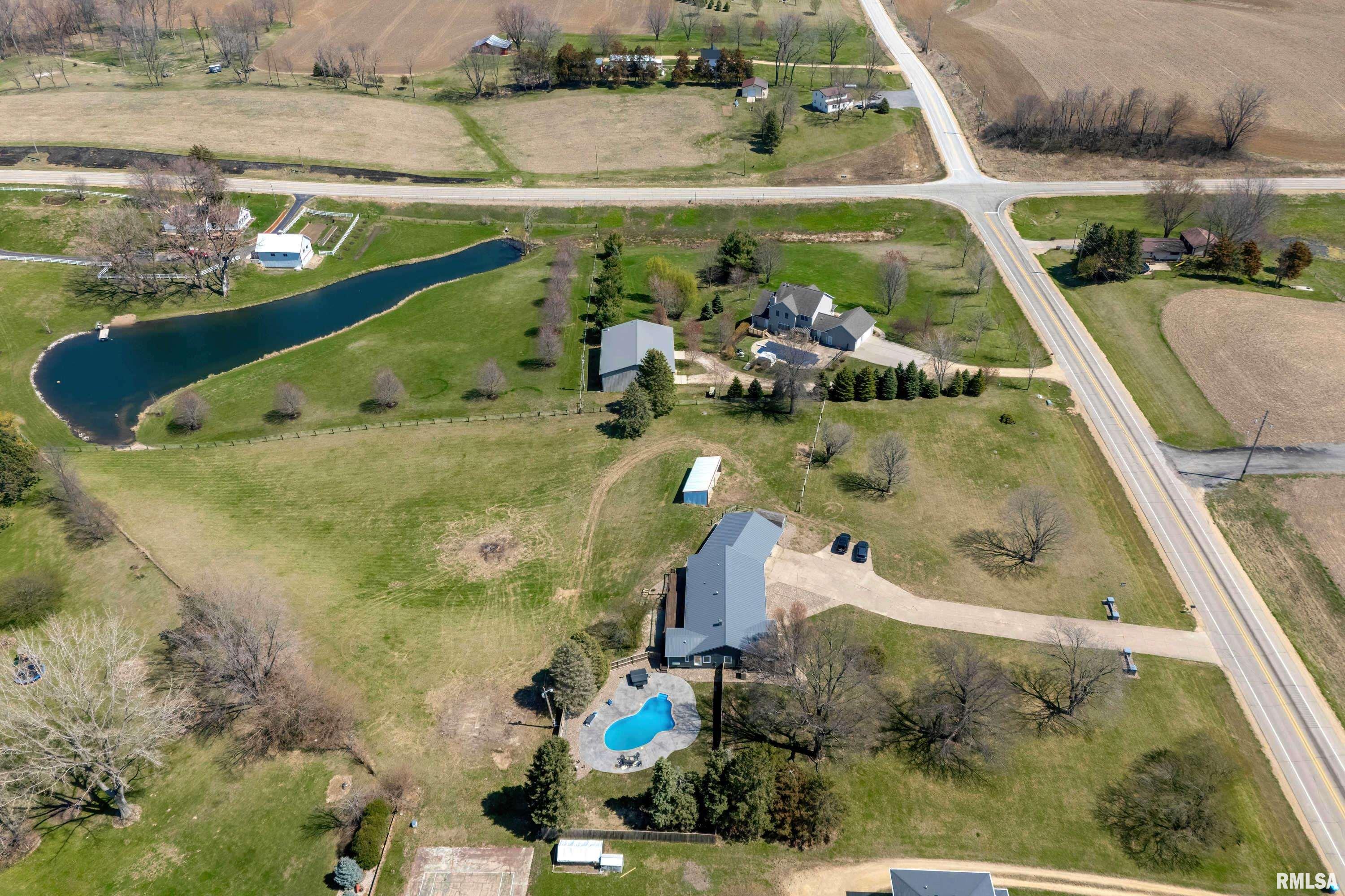 20874 270th Street Eldridge, IA 52748 - Photo 10 of 68