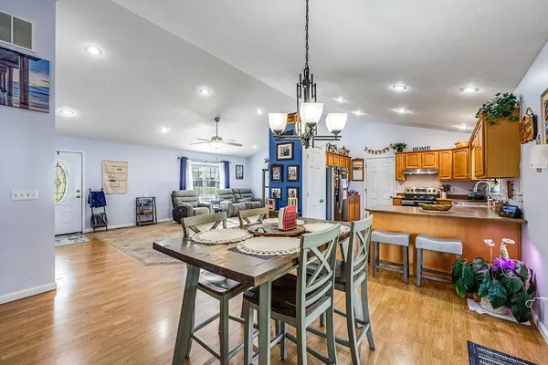 $279,000 | 1121 Sunset Strip, Versailles, IN 47042