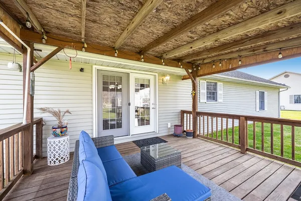 $279,000 | 1121 Sunset Strip, Versailles, IN 47042