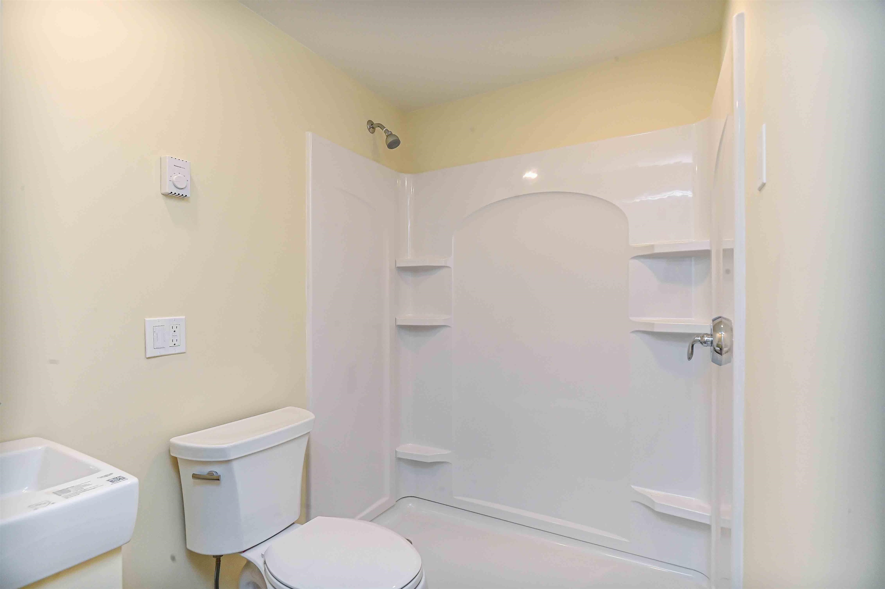 6 Dingle Road, Unit 5 York, ME 03909 - Photo 9 of 43