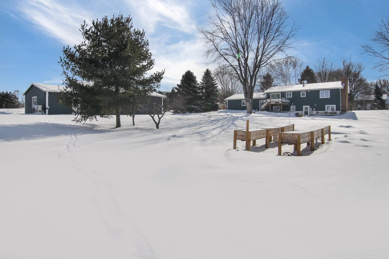4862 Silver Pines Road Traverse City, MI 49685 - Photo 7 of 62 1897141-6.JPG