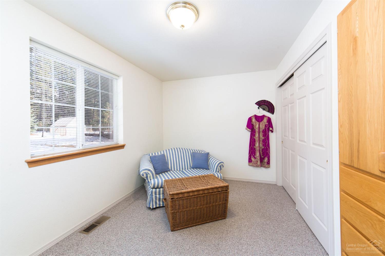 18966 Baker Road Bend, OR 97702 - Photo 10 of 23 Additional Photo
