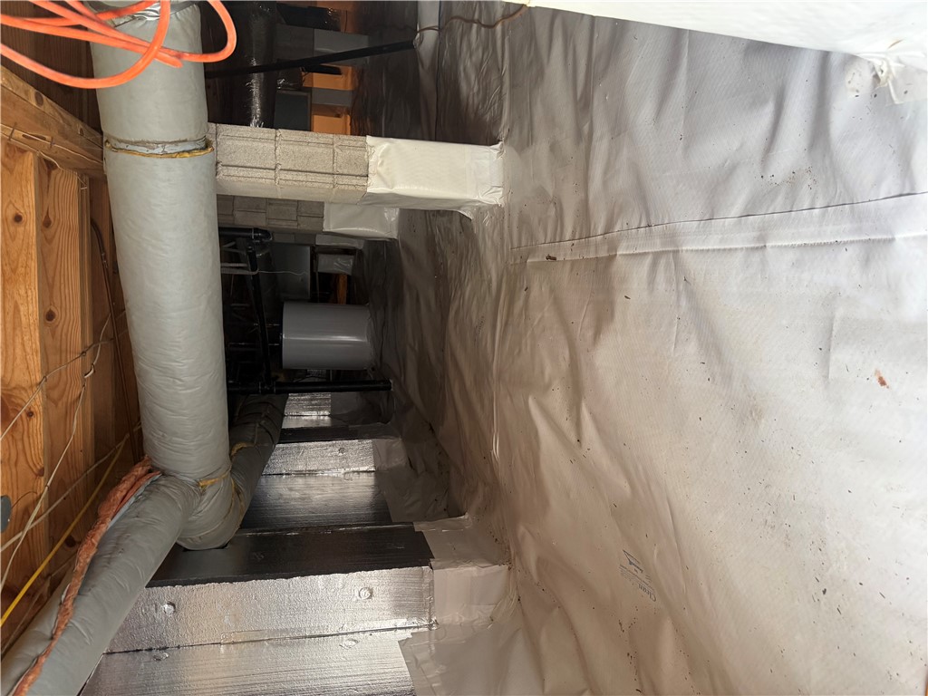 4027 Belhaven Road Belton, SC 29627 - Photo 21 of 24 A clean, insulated crawl space provides essential protection for the home's foundation.