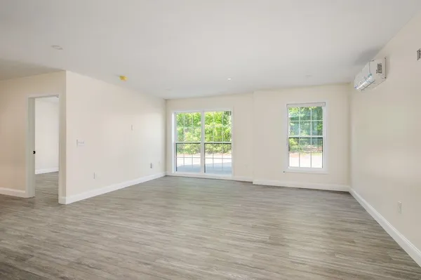 $399,900 | 725-727 Central Avenue, Unit 302, Dover, NH 03820