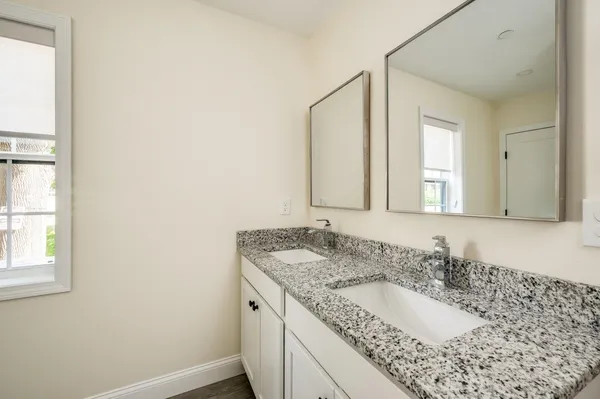 $399,900 | 725-727 Central Avenue, Unit 302, Dover, NH 03820