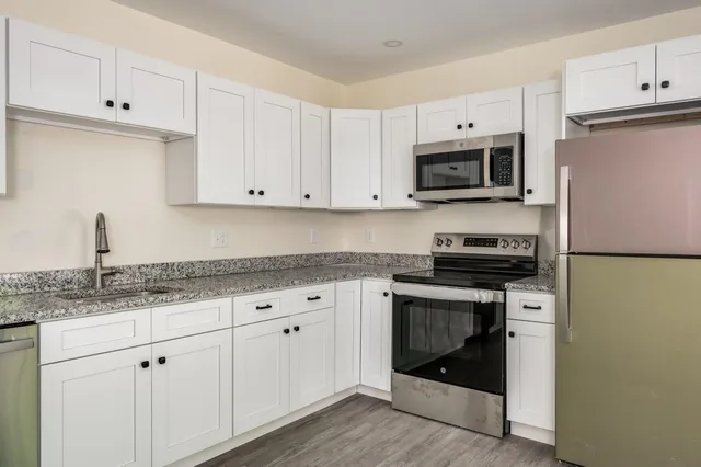 $419,900 | 725-727 Central Avenue, Unit 302, Dover, NH 03820