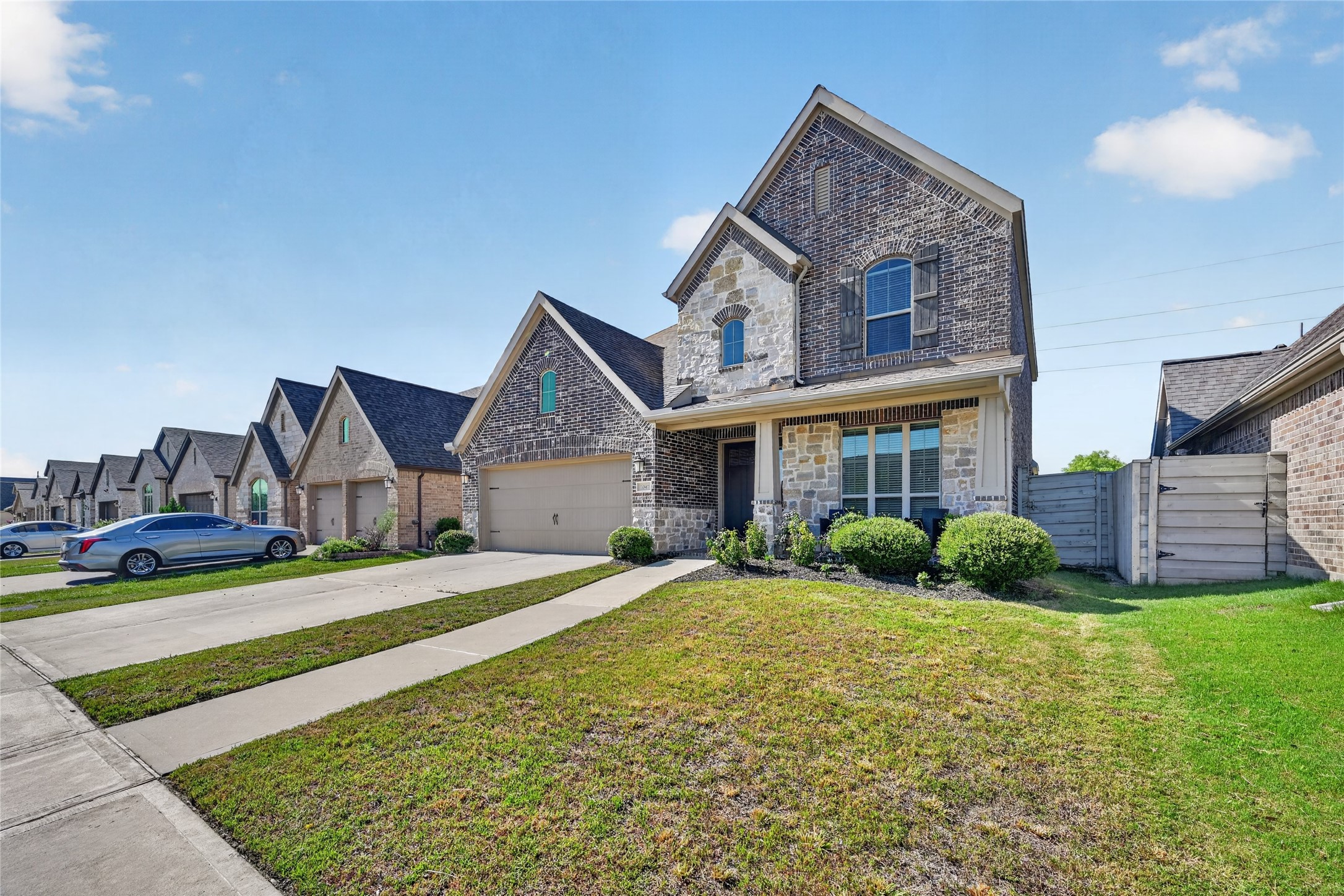 2047 Blackhawk Ridge Lane Manvel, TX 77578 - Photo 3 of 44