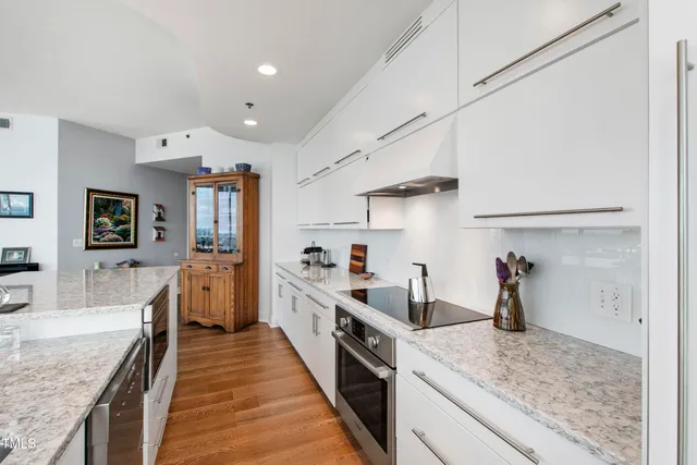 $830,000 | 301 Fayetteville Street, Unit 2614, Raleigh, NC 27601