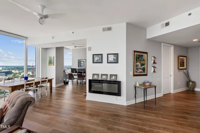 $830,000 | 301 Fayetteville Street, Unit 2614, Raleigh, NC 27601