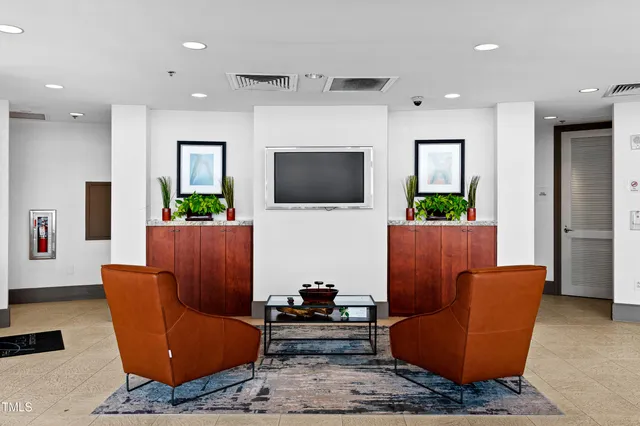 $830,000 | 301 Fayetteville Street, Unit 2614, Raleigh, NC 27601