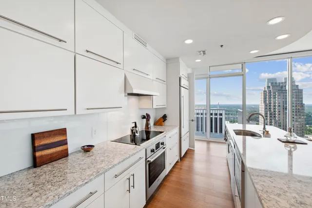 $830,000 | 301 Fayetteville Street, Unit 2614, Raleigh, NC 27601