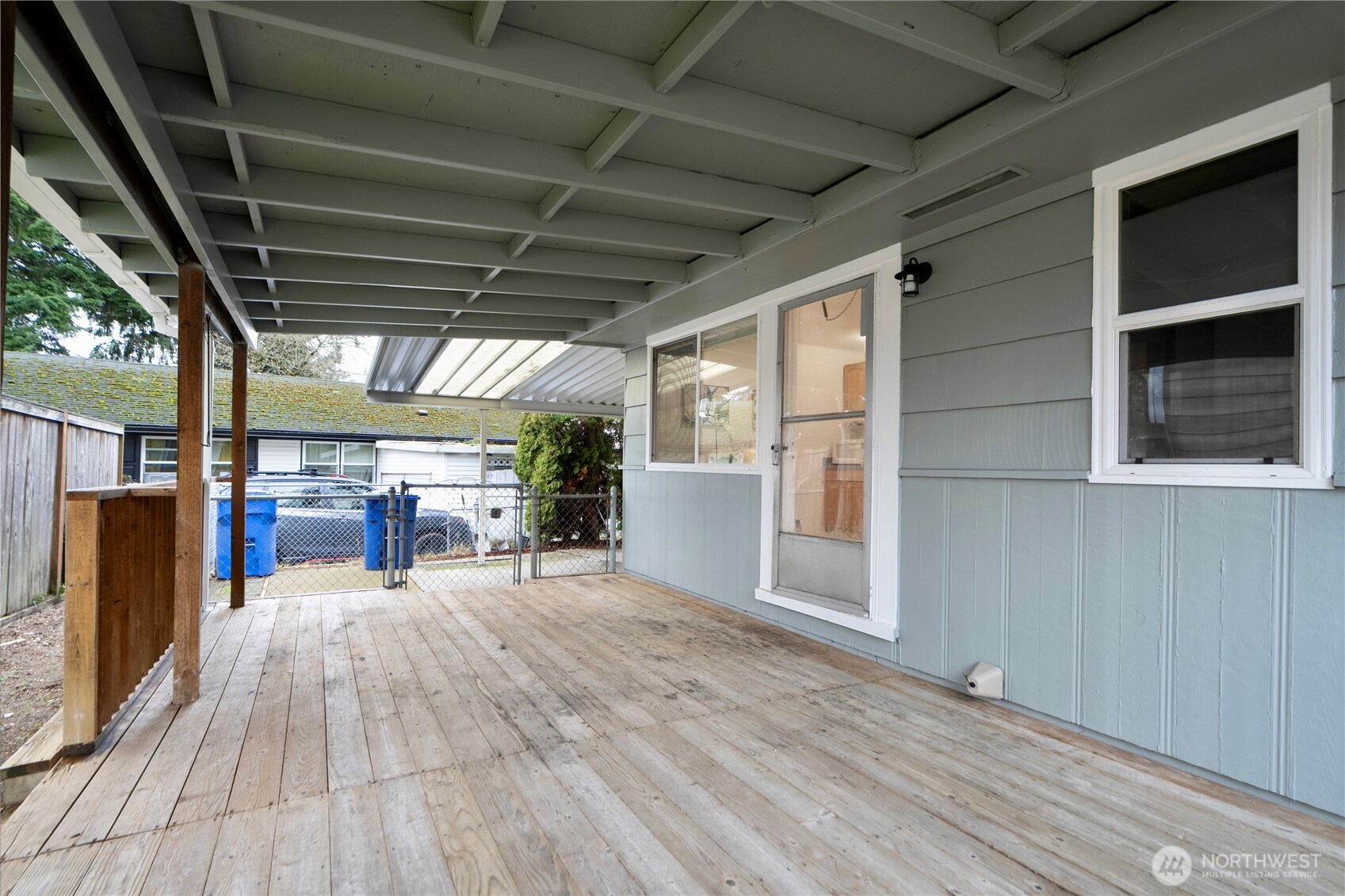 2807 Northeast 16th Street Renton, WA 98056 - Photo 23 of 24