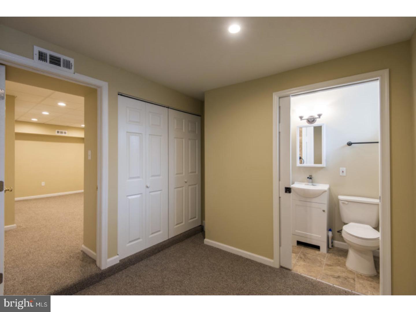 907 West Tabor Road Philadelphia, PA 19141 - Photo 19 of 23 Gallery Image 19