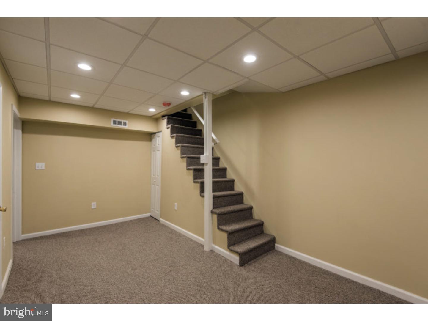 907 West Tabor Road Philadelphia, PA 19141 - Photo 7 of 23 Gallery Image 7