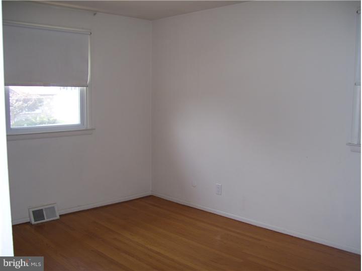 859 Morefield Road Philadelphia, PA 19115 - Photo 15 of 23