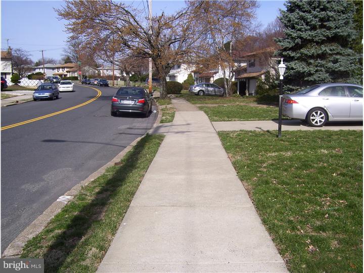 859 Morefield Road Philadelphia, PA 19115 - Photo 23 of 23 Exterior Front
