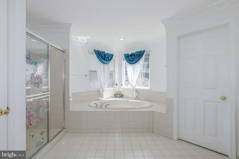 $699,900 | 6810 Ashleys Crossing Court, Temple Hills, MD 20748