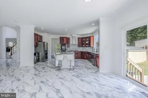 $699,900 | 6810 Ashleys Crossing Court, Temple Hills, MD 20748