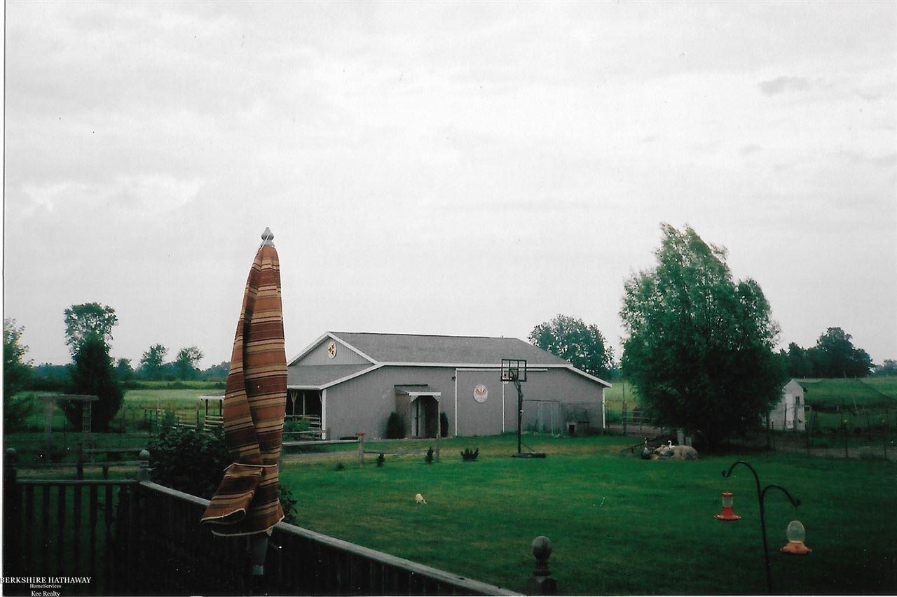 9681 Norman Road Avoca, MI 48006 - Photo 41 of 47 50020694-40.JPG