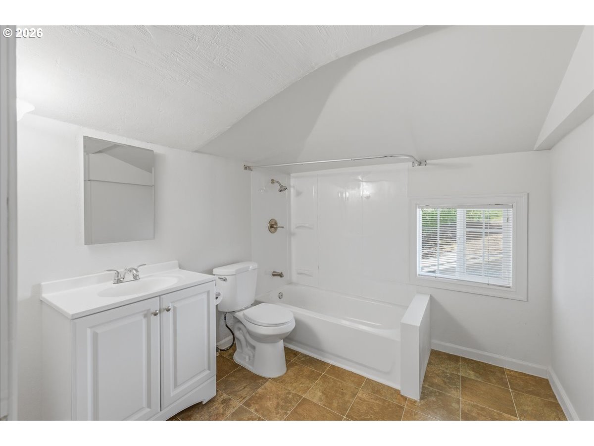 2242 C Street Forest Grove, OR 97116 - Photo 27 of 41