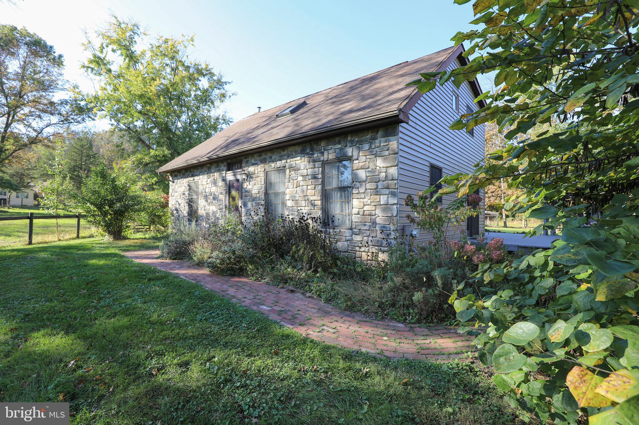 5 Walter Road Chalfont, PA 18914 - Photo 1 of 59 Gallery Image 1