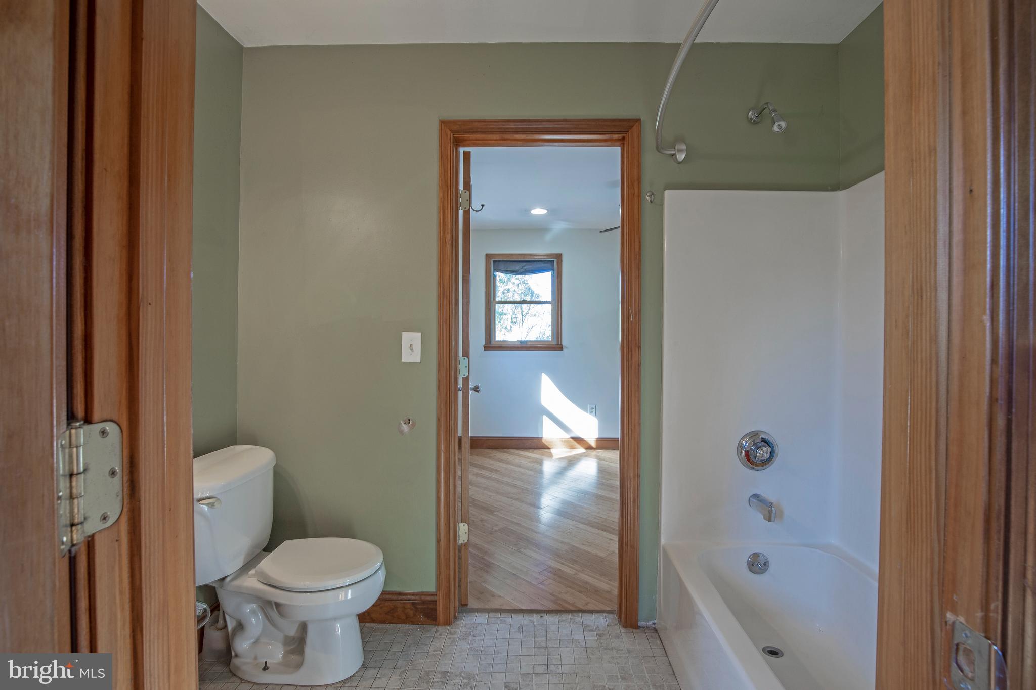 5 Walter Road Chalfont, PA 18914 - Photo 40 of 59 Guest Apt Bath