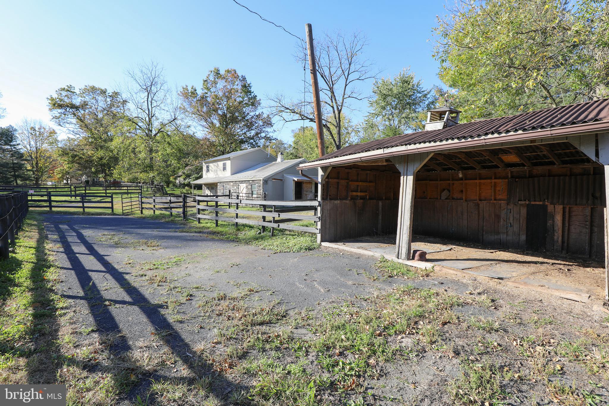 5 Walter Road Chalfont, PA 18914 - Photo 46 of 59 Run-In shed with dry lot