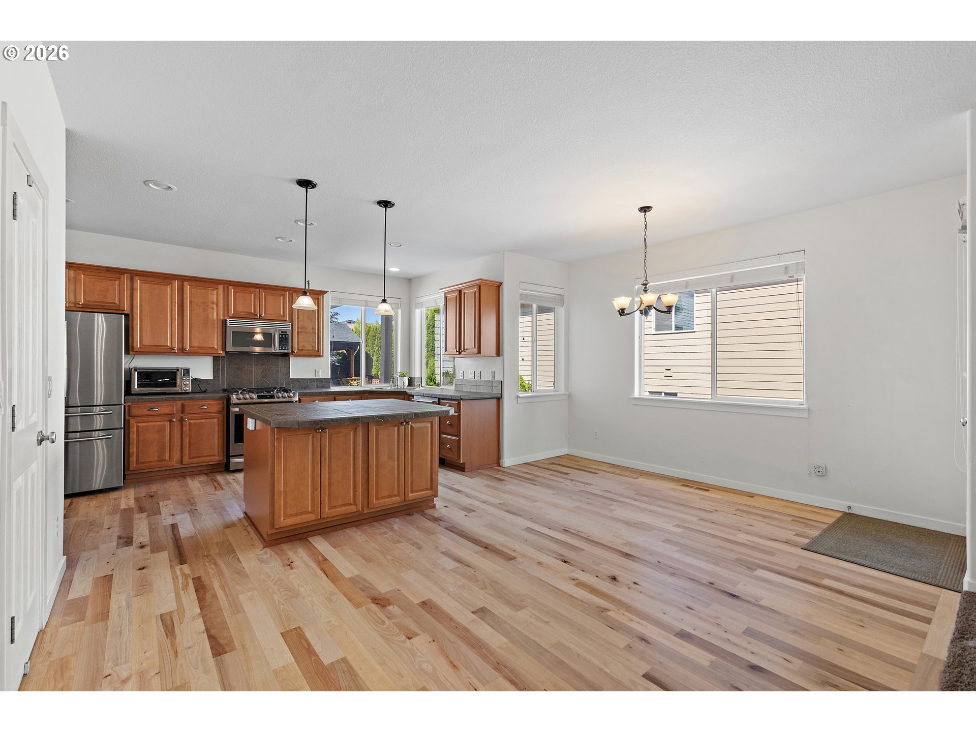 15046 Southwest 132nd Terrace Tigard, OR 97224 - Photo 12 of 43