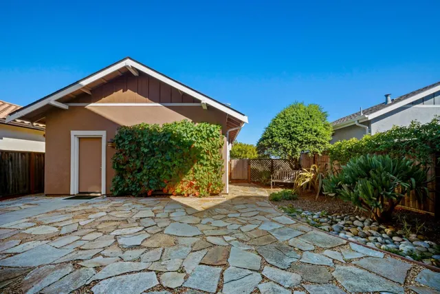 $1,100,000 | 18599 McClellan Circle, East Garrison, CA 93933