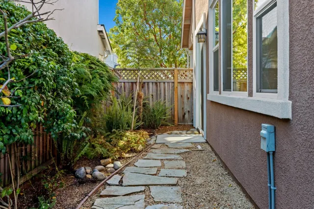 $1,100,000 | 18599 McClellan Circle, East Garrison, CA 93933