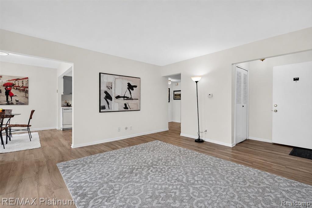 407 West Highland Road, Unit 3 Howell, MI 48843 - Photo 5 of 23 Gallery Image 5