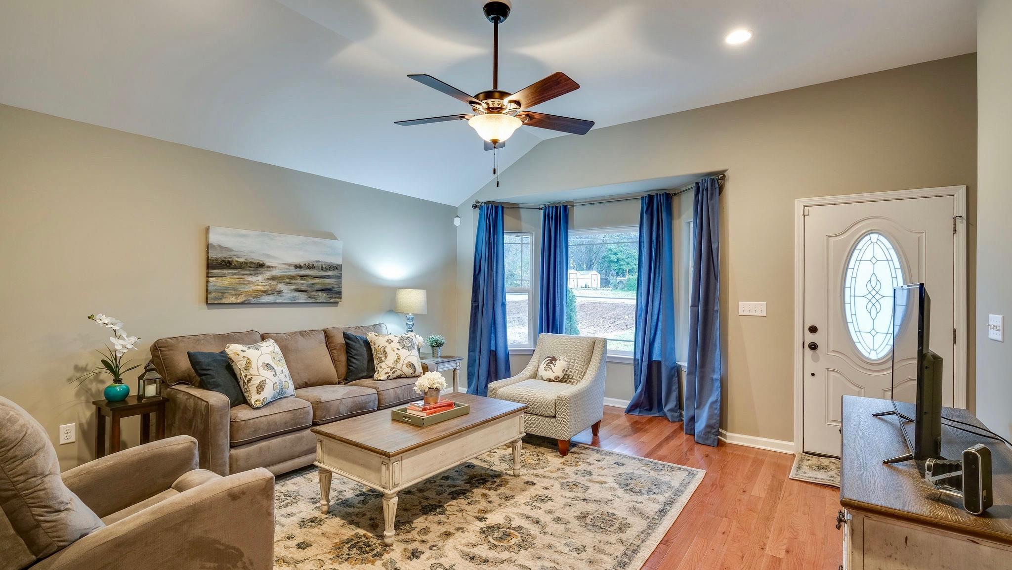 3314 Anderson Road Antioch, TN 37013 - Photo 5 of 24 Bright and Open Living