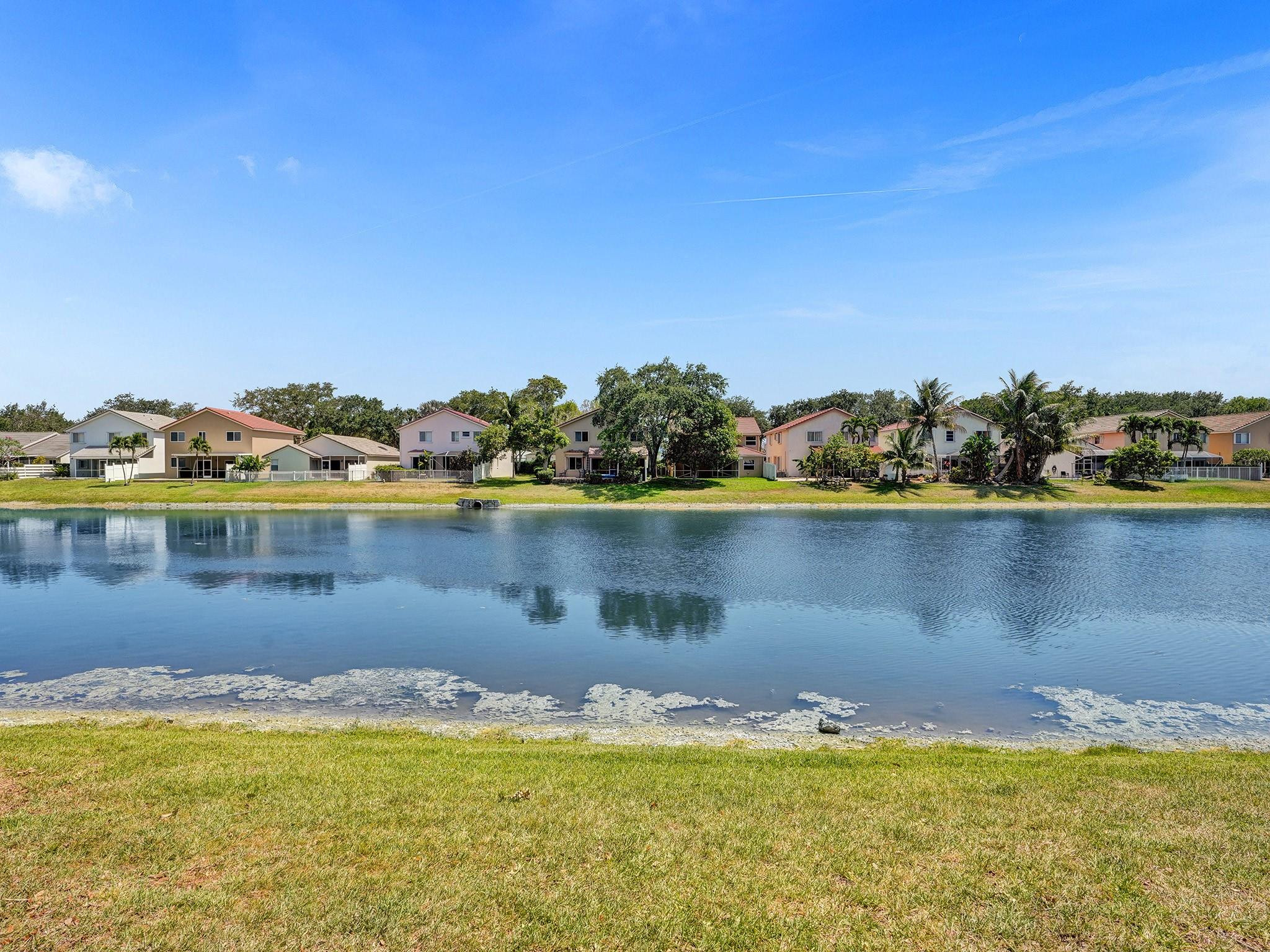 10036 Country Brook Road Boca Raton, FL 33428 - Photo 2 of 18 Photo 2