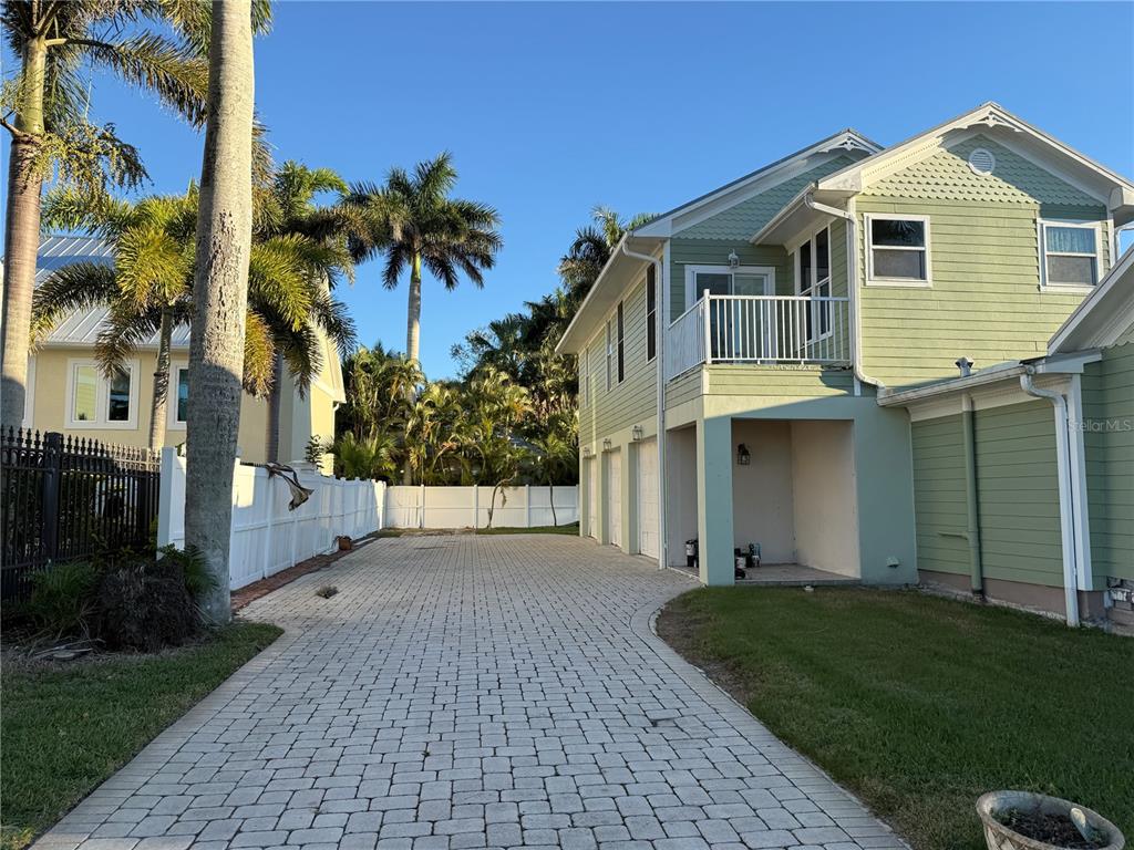 621 West Retta Esplanade Punta Gorda, FL 33950 - Photo 11 of 19