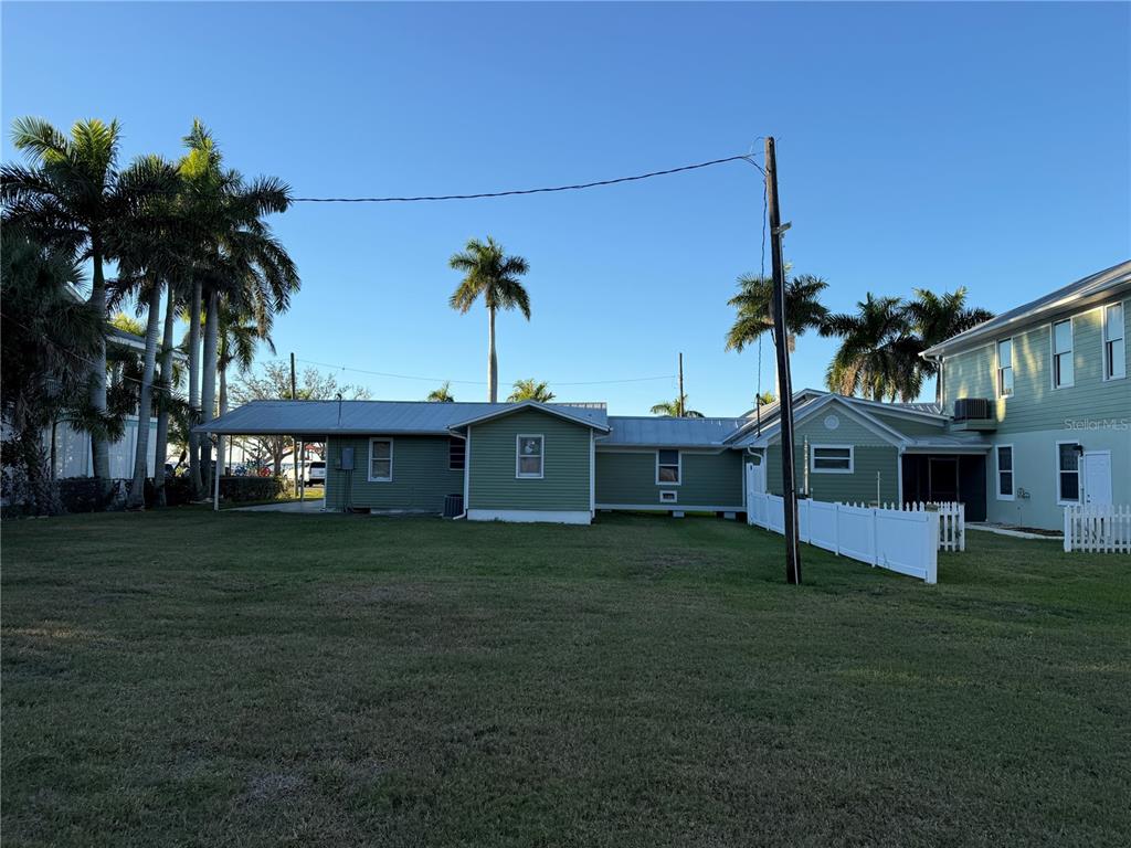621 West Retta Esplanade Punta Gorda, FL 33950 - Photo 9 of 19