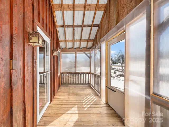 $325,000 | 1115 Elk Wallow, Bakersville, NC 28705