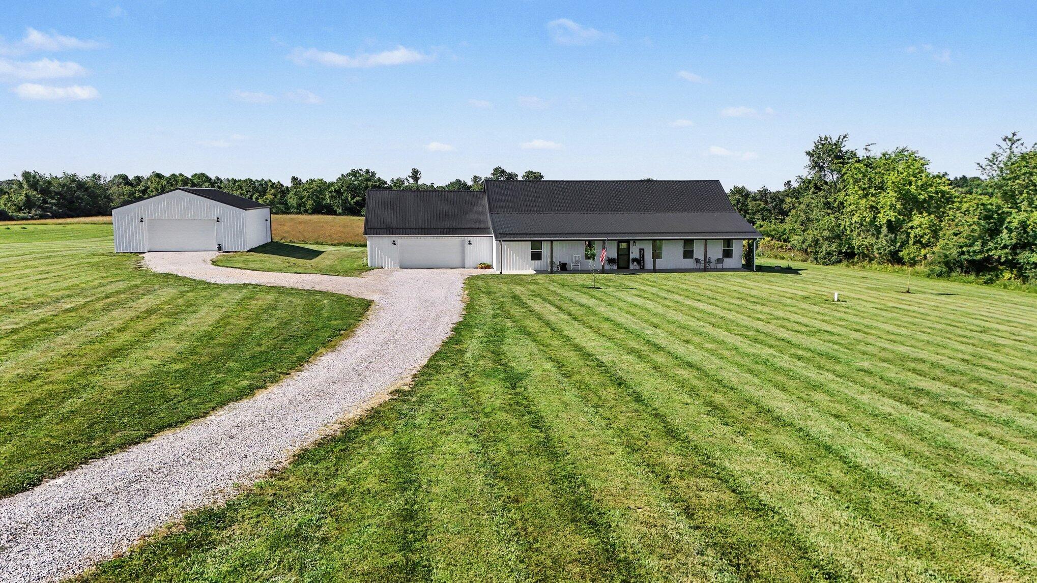 7101 Pleasantview Road Southeast Lancaster, OH 43130 - Photo 33 of 40