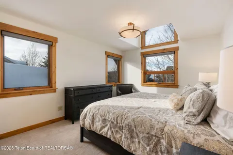 $1,399,000 | 19 Moulton Lane, Victor, ID 83455