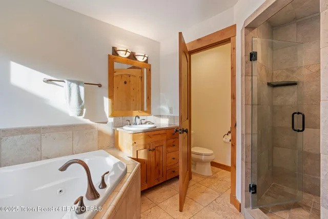 $1,399,000 | 19 Moulton Lane, Victor, ID 83455