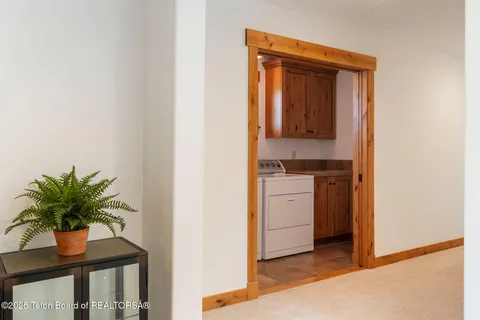 $1,399,000 | 19 Moulton Lane, Victor, ID 83455