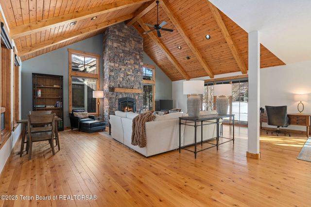 $1,499,000 | 19 Moulton Lane, Victor, ID 83455