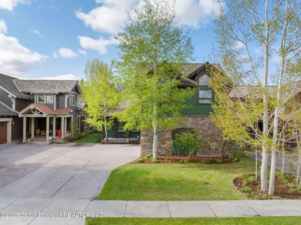 $1,399,000 | 19 Moulton Lane, Victor, ID 83455