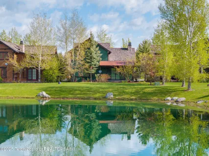 $1,399,000 | 19 Moulton Lane, Victor, ID 83455