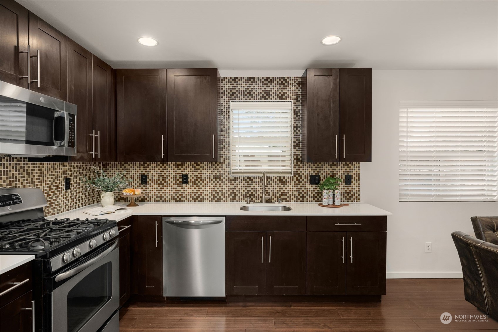 8601 Delridge Way Southwest, Unit E Seattle, WA 98106 - Photo 5 of 18 Gallery Image 5
