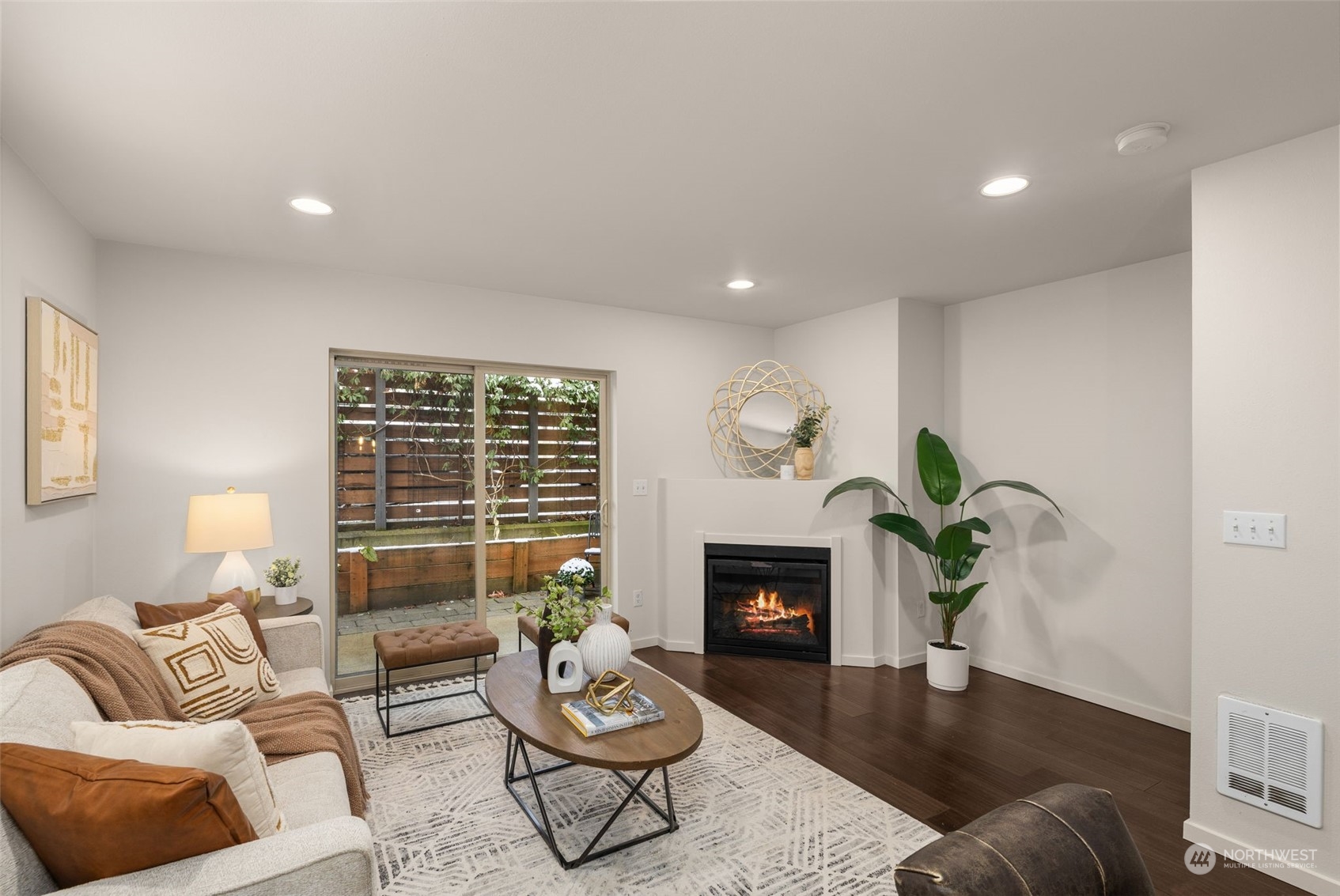 8601 Delridge Way Southwest, Unit E Seattle, WA 98106 - Photo 6 of 18 Gallery Image 6