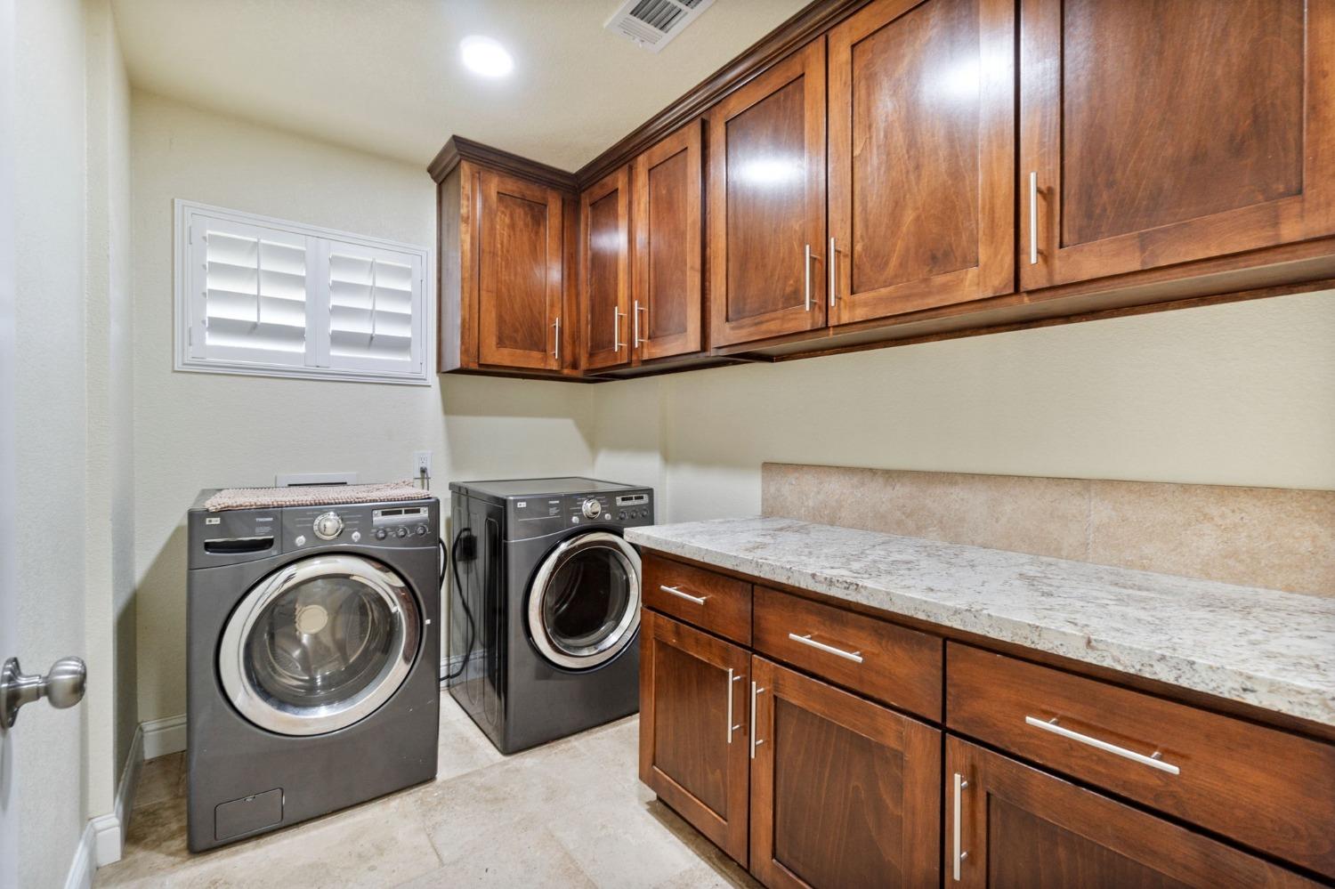 38176 Cardinal Lane Squaw Valley, CA 93675 - Photo 16 of 42